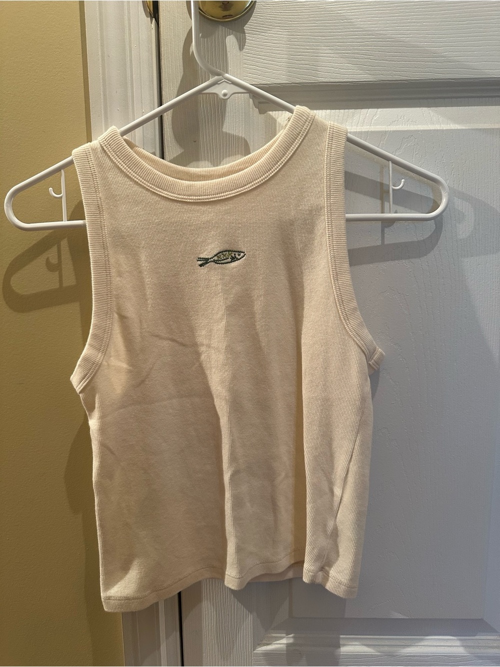 Cropped Tanktop with Fish Design